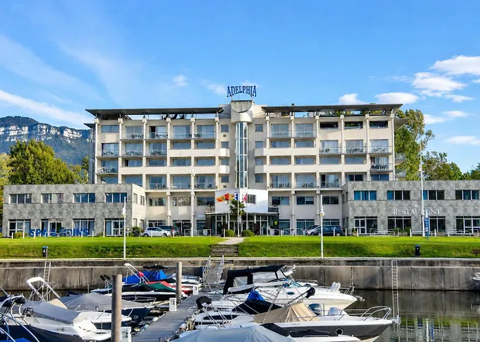 Logis Hotel & Spa Marina D'Adelphia